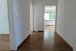 Großzügige 4-Zimmer-Erdgeschosswohnung mit zwei Balkonen, zwei Bädern und Altbauflair – Die vollständige Adresse der Immobilie erhältst du vom Anbieter., 70376 Im Geiger, Stuttgart – Vorschaubild 12
