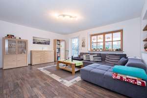 Großes Zweifamilienhaus bestehend aus angebautem Neubau zur Eigennutzung und Altbau mit Wohnrecht – Die vollständige Adresse der Immobilie erhältst du vom Anbieter., 84364 Bad Birnbach – Vorschaubild 28