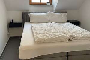 TOP LAGE- TOP ZUSTAND- Seltene 3 Zimmer Dachgeschoss-Wohnung über 2 Etagen auf dem Max-Josefs-Platz – Die vollständige Adresse der Immobilie erhältst du vom Anbieter., 83022 Innenstadt, Rosenheim – Vorschaubild 12