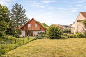 Schönes Einfamilienhaus mit herrlichem Garten – Die vollständige Adresse der Immobilie erhältst du vom Anbieter., 56745 Bell – Vorschaubild 1