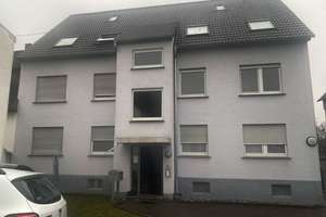 Gepflegte 4-Zimmer DG-Wohnung mit Außenstellplatz – Die vollständige Adresse der Immobilie erhältst du vom Anbieter., 76187 Knielingen, Karlsruhe – Vorschaubild 3