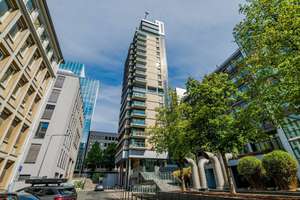 Frankfurt-Innenstadt: Exklusiv Wohnen im Skylight! – 60313 Innenstadt, Frankfurt am Main – Vorschaubild 2