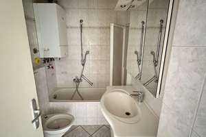 Helle 3-Zimmer-Wohnung mit Balkon in Stuttgart-Bad Cannstatt – Die vollständige Adresse der Immobilie erhältst du vom Anbieter., 70372 Seelberg, Stuttgart – Vorschaubild 6