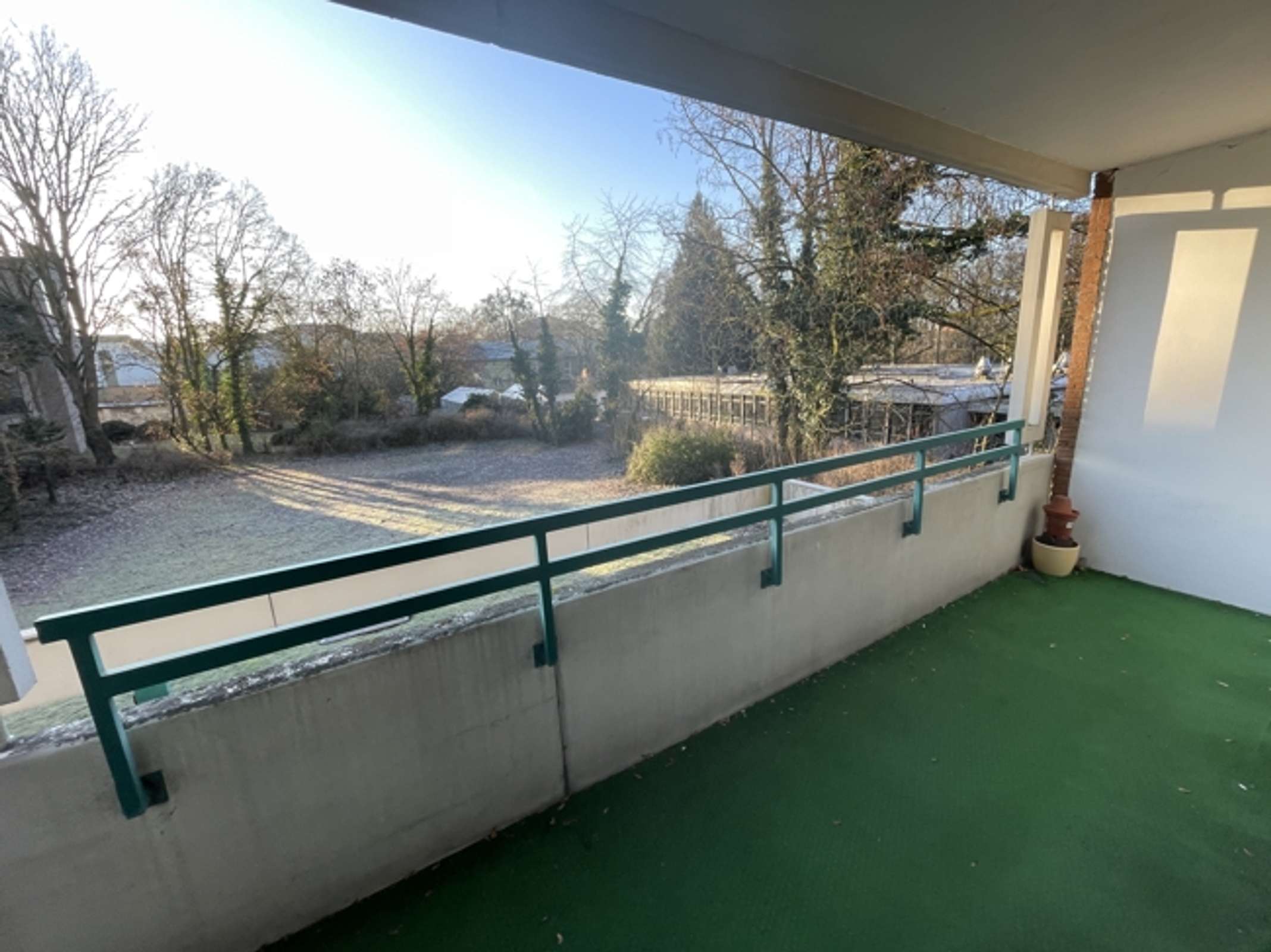 3-Zimmer-Eigentumswohnung mit zwei Balkonen und TG-Stellplatz im beliebten unteren Ostviertel