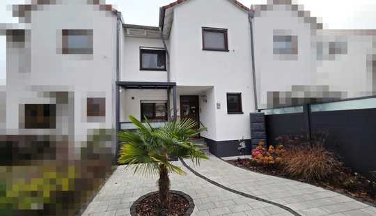 Bild von Familienfreundliches, modernes, Raumwunder mit 6-Zimmern
Großes Reihenmittelhaus -3-er Gruppe,