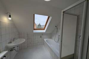 Denkmalgeschütze renovierte 5-Zi-Maisonette in Stgt-Süd in Hanglage mit Stadtblick und Kaufoption – Kelterstrasse 24, 70199 Heslach, Stuttgart – Vorschaubild 12