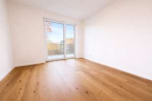 Moderne 4-Raum-Wohnung mit Südwest-Balkon – Die vollständige Adresse der Immobilie erhältst du vom Anbieter., 40545 Stadtmitte, Düsseldorf – Vorschaubild 1