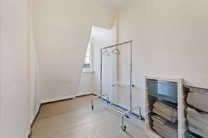 Charmante Altbau-Dachwohnung im Stuttgarter Westen – 3 Zimmer zum Selbstgestalten – Die vollständige Adresse der Immobilie erhältst du vom Anbieter., 70193 Vogelsang, Stuttgart – Vorschaubild 10