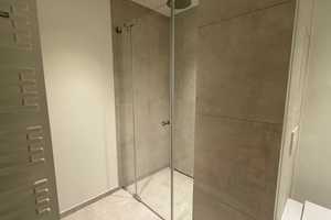 Wohnen über den Dächern Hamburgs: Exklusive 2-Zimmer-Wohnung mit traumhaftem Wasserblick im 12. OG – Hamburg – Vorschaubild 11