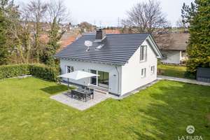LFI | Ein echter Familientraum - saniertes Einfamilienhaus mit schönem Garten in Rippolingen – Die vollständige Adresse der Immobilie erhältst du vom Anbieter., 79713 Bad Säckingen – Vorschaubild 2