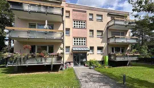 Bild von TOP KAPITALANLAGE - Gepflegtes 6 FH mit zusätzlichem BAUFENSTER in grüner und ruhiger Ortsrandlage