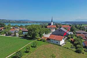 Ruhig gelegenes EFH mit Doppelgarage, Carport, Wärmepumpe & Weitblick am Tachinger See – Kirchfeldstraße 7, 83373 Taching am See – Vorschaubild 10