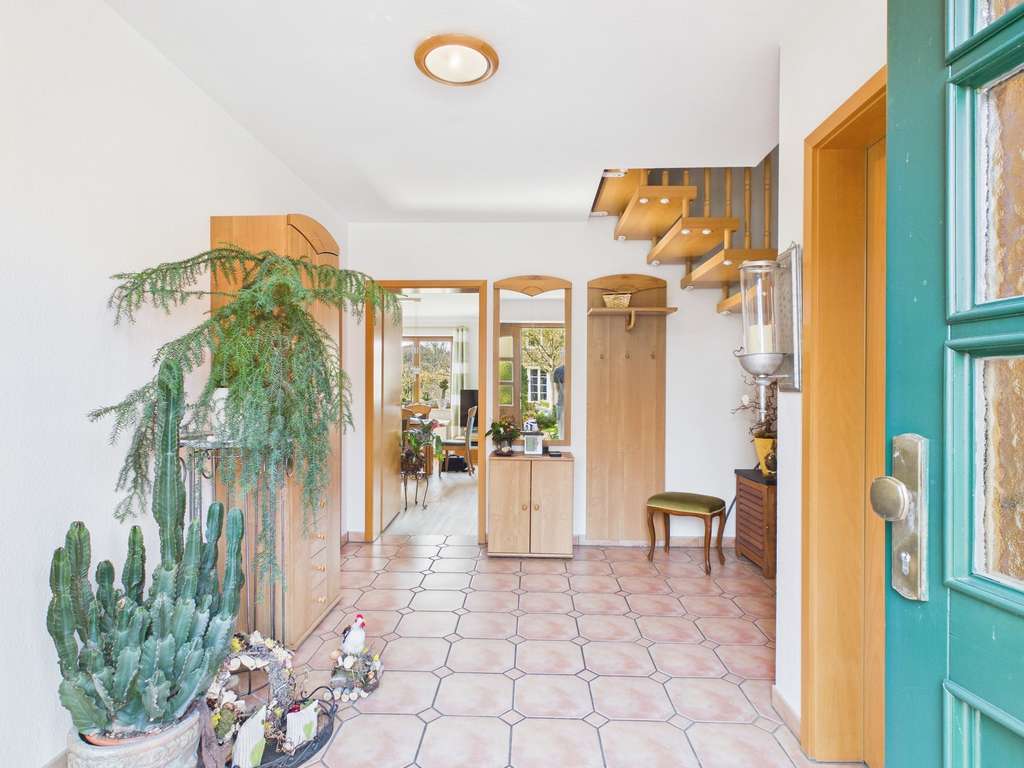 Immobilie in Pinnow - Ihr Platz zum Ankommen: Familienfreundliches Wohnen auf gepflegtem Grundstück - Bild 4