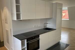 MAXVORSTADT | NEUBAU-Dachgeschoss-Wohnung mit Fußbodenheizung, Parkett, EBK, Videosprechanlage – Die vollständige Adresse der Immobilie erhältst du vom Anbieter., 80799 Am alten nördlichen Friedhof, München – Vorschaubild 1