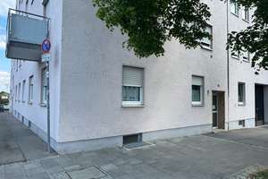 Gepflegte 3-Zimmer-Hochparterre-Wohnung mit Garage in Augsburg
