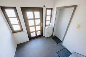 Großzügiges Einfamilienhaus mit Möglichkeiten zentral in Jöllenbeck – Die vollständige Adresse der Immobilie erhältst du vom Anbieter., 33739 Jöllenbeck, Bielefeld – Vorschaubild 3