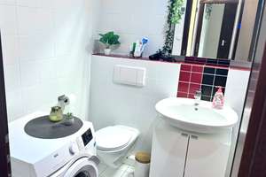 Helle 3,5/4-Zimmer-Wohnung am Wöhrder See mit Loggia, EBK, teilmöbliert, Aufzug, TG – Dr.-Carlo-Schmid-Str. 50, 90491 Sankt Jobst, Nürnberg – Vorschaubild 4