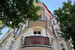 bezugsfrei & provisionsfrei: Renovierter Altbau mit 2 Balkonen, Aufzug und Einbauküche am Mauerpark – Die vollständige Adresse der Immobilie erhältst du vom Anbieter., 10435 Mitte (Ortsteil), Berlin – Vorschaubild 2