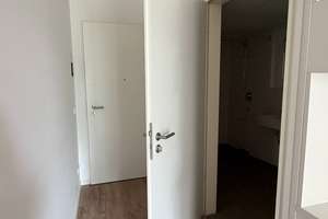 Einzimmer-Apartment mit Balkon, Aufzug & Tiefgarage in Erlangen – Paul-Gossen-Straße 117a, 91052 Rathenau, Erlangen – Vorschaubild 7