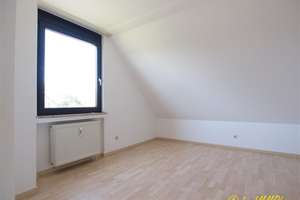 Terrasse mit privatem Gartenanteil, 3 Wohnetagen und Garage - VERMIETET! – Die vollständige Adresse der Immobilie erhältst du vom Anbieter., 9669 Frankenberg/Sachsen – Vorschaubild 9