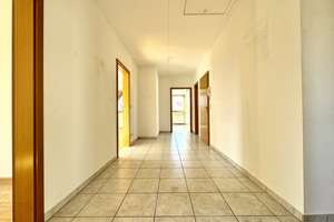 Schöne 3-ZKB-Wohnung mit West-Loggia und eigenem Garten in Haunstetten - mit Ausbau bis zu 5 Zimmer – Die vollständige Adresse der Immobilie erhältst du vom Anbieter., 86179 Haunstetten-West, Augsburg – Vorschaubild 18