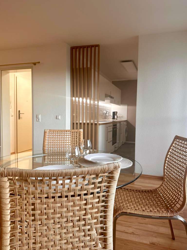 Immobilie in Heidenheim an der Brenz - Sonniges modernisiertes  1-Zimmer-Appartment *Provisionsfrei *vollmöbliert *gehobene Ausstattung - Bild 0