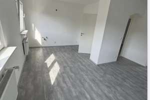 Charmante 2-Zimmer-Wohnung in ruhiger Lage – frisch renoviert & mit großem Dachboden – Reinersstraße 7, 46145 Tackenberg, Oberhausen – Vorschaubild 3