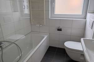 Helle 3,5-Zimmer-Wohnung mit Balkon in Oberhausen-Tackenberg – Hamburger Straße 44, 46145 Tackenberg, Oberhausen – Vorschaubild 3