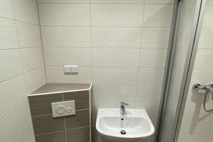 Ruhig wohnen mit guter Anbindung – Moderne 1-Raum-Wohnung im 1. Obergeschoss – Klarastr. 30, 9131 Hilbersdorf, Chemnitz – Vorschaubild 4