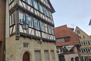 Seltene Gelegenheit! Zwei Wohn- und Geschäftshäuser in der 1A-Fußgängerzone von Tübingen – Die vollständige Adresse der Immobilie erhältst du vom Anbieter., 72070 Zentrum, Tübingen – Vorschaubild 2