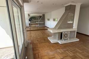Großzügige 5-Zimmer-Wohnung mit viel Platz für Familie und Wohnen