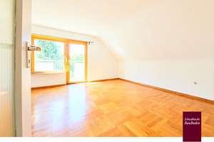 Attraktive, helle 3-Zimmer-DG-Wohnetage mit großem Balkon, Einbauküche und toller Aussicht +++ – 70374 Im Geiger, Stuttgart – Vorschaubild 7
