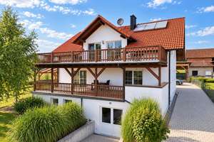 Charmantes Einfamilienhaus in ruhiger Lage mit Stall und eigener Pferdekoppel – 84163 Marklkofen – Vorschaubild 5