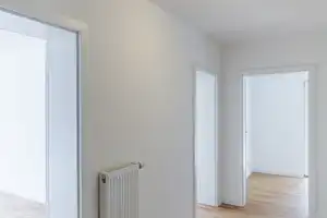 NEU ! *Paul & Partner* DIESE EINHEIT BIETET VIEL! EINBAUKÜCHE, STELLPLATZ & EIGENER GARTEN ! – Wiesbaden – Vorschaubild 5