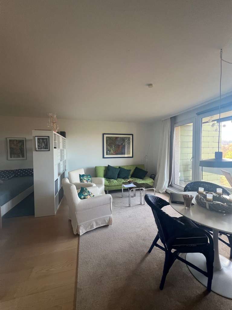 Neu renovierte möblierte 1,5 Zimmer Wohnung in Saarbrücker Innenstadt zu verkaufen