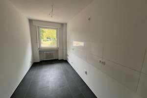 Schöne Wohnung - 2 Zimmer mit Balkon - neues Wannenbad - Duisburg Rheinhausen – Lindenallee 17, 47229 Rheinhausen-Mitte, Duisburg – Vorschaubild 4