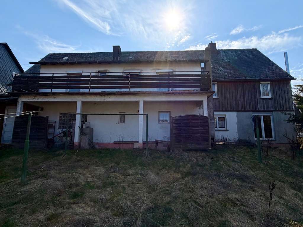 Immobilie in Burbach - Großzügiges Zweifamilienhaus mit Ausbau- & Entwicklungspotenzial in Burbach-Wahlbach - Bild 3