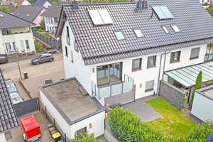 Stilvolles Zweifamilienhaus in bevorzugter Wohnlage mit Garten und Garage – Mayen-Koblenz (Kreis) – Vorschaubild 4