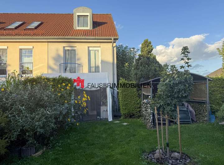 Real Estate Title Image Background