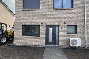 Modernes Reihenendhaus Neubau | KfW 40 | PV-Anlage | Verden – Trensenweg 16, 27283 Verden (Aller) – Vorschaubild 3