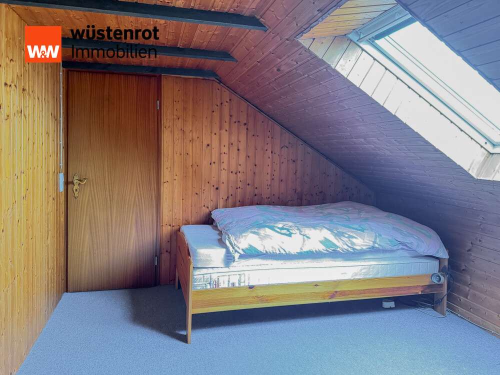 Immobilie in Risum-Lindholm - Ihr neues Zuhause in Risum-Lindholm: Komfortables Einfamilienhaus, das nur auf Ihre Wohnideen wartet - Bild 11