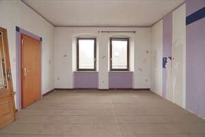 Entkernte Unternehmervilla mit viel Platz, aufteilbar oder Wohnen und Arbeiten unter einem Dach – Die vollständige Adresse der Immobilie erhältst du vom Anbieter., 95233 Helmbrechts – Vorschaubild 9