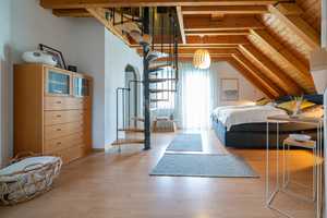 Wohnen wie im Urlaub – Einzigartiges Traumhaus mit Pool, Gartenidylle und stilvollem Wohnambiente – Ansbach (Kreis) – Vorschaubild 20