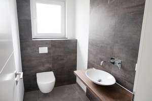 ISERNHAGEN FB: Komfort-Reihenmittelhaus - Bauhausstil - Stellplatz - Garten – 30916 Isernhagen – Vorschaubild 8