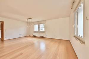 Gurkenland: Familienglück! Einziehen, ankommen, wohlfühlen. Großes EFH/2FH mit Garten und Garage – 40229 Eller, Düsseldorf – Vorschaubild 12