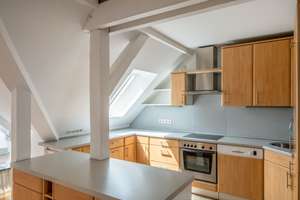 Dachgeschoss-Refugium mit West-Terrasse in imposantem Gründerzeitaltbau – Die vollständige Adresse der Immobilie erhältst du vom Anbieter., 10559 Moabit, Berlin – Vorschaubild 4