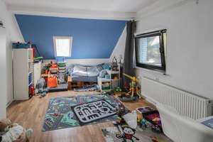 Für Macher: Charmantes Haus mit großem Garten in ruhiger Vorstadtlage – Die vollständige Adresse der Immobilie erhältst du vom Anbieter., 40589 Holthausen, Düsseldorf – Vorschaubild 12