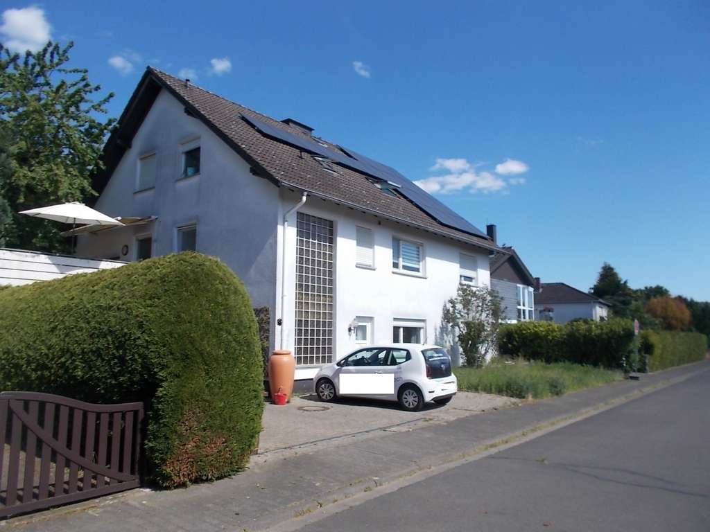 Immobilie in Büdingen - 3 Wohnbereiche in schönem Wohngebiet in Büdingen - Bild 3