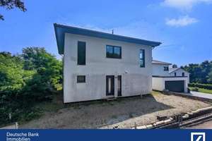 Stadtvilla in Bestlage von Zweibrücken: Ihr Traumhaus wartet auf Sie – Die vollständige Adresse der Immobilie erhältst du vom Anbieter., 66482 Stadtmitte, Zweibrücken – Vorschaubild 1