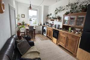 Sehr hübsche 2 Zimmerwohnung mit Küche